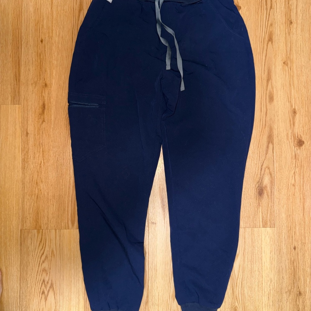 Women’s Figs Navy Drawstring Joggers
